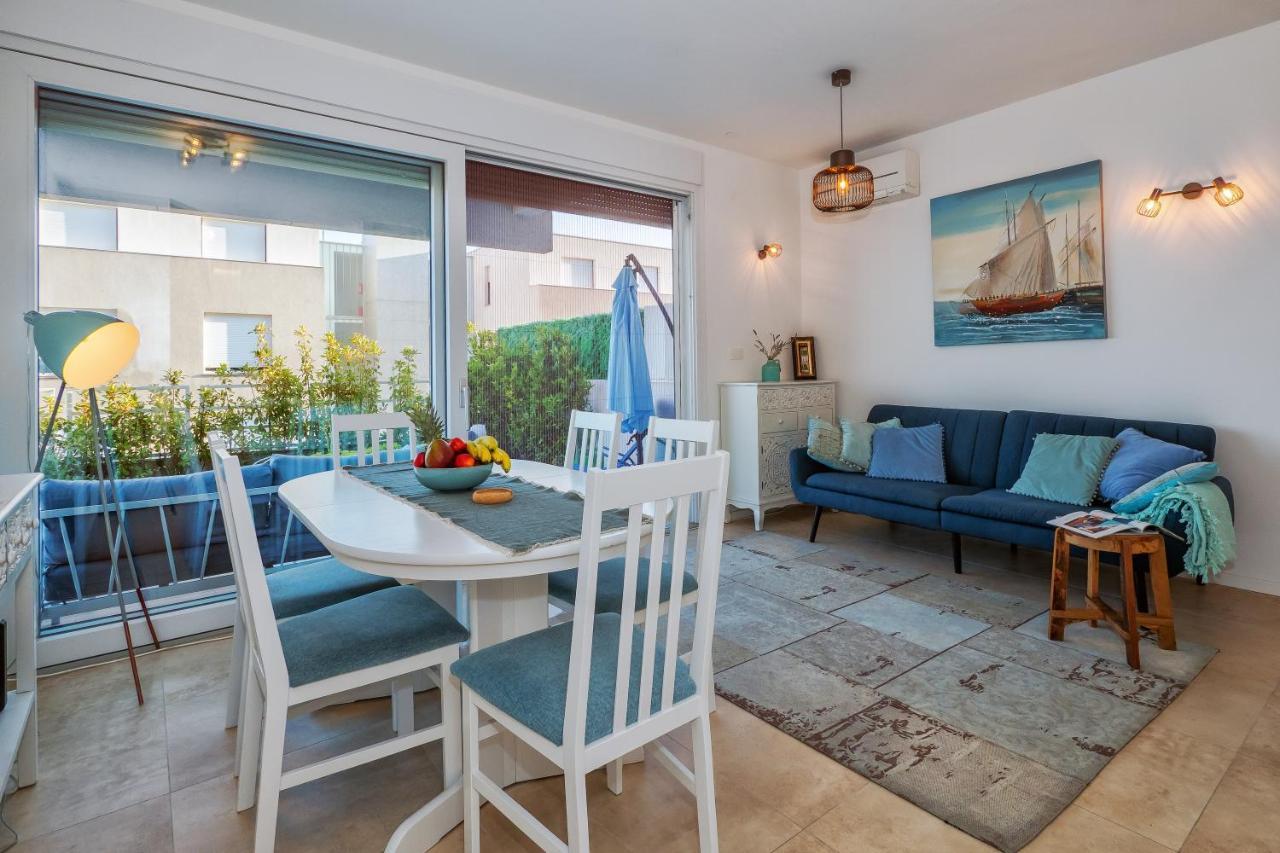 Sea View With Garden Apartment Joshua Сплит Экстерьер фото